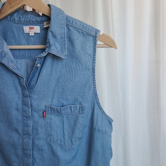 Women's Levi's Coralie button-down jean shirt - Picture 1 of 9